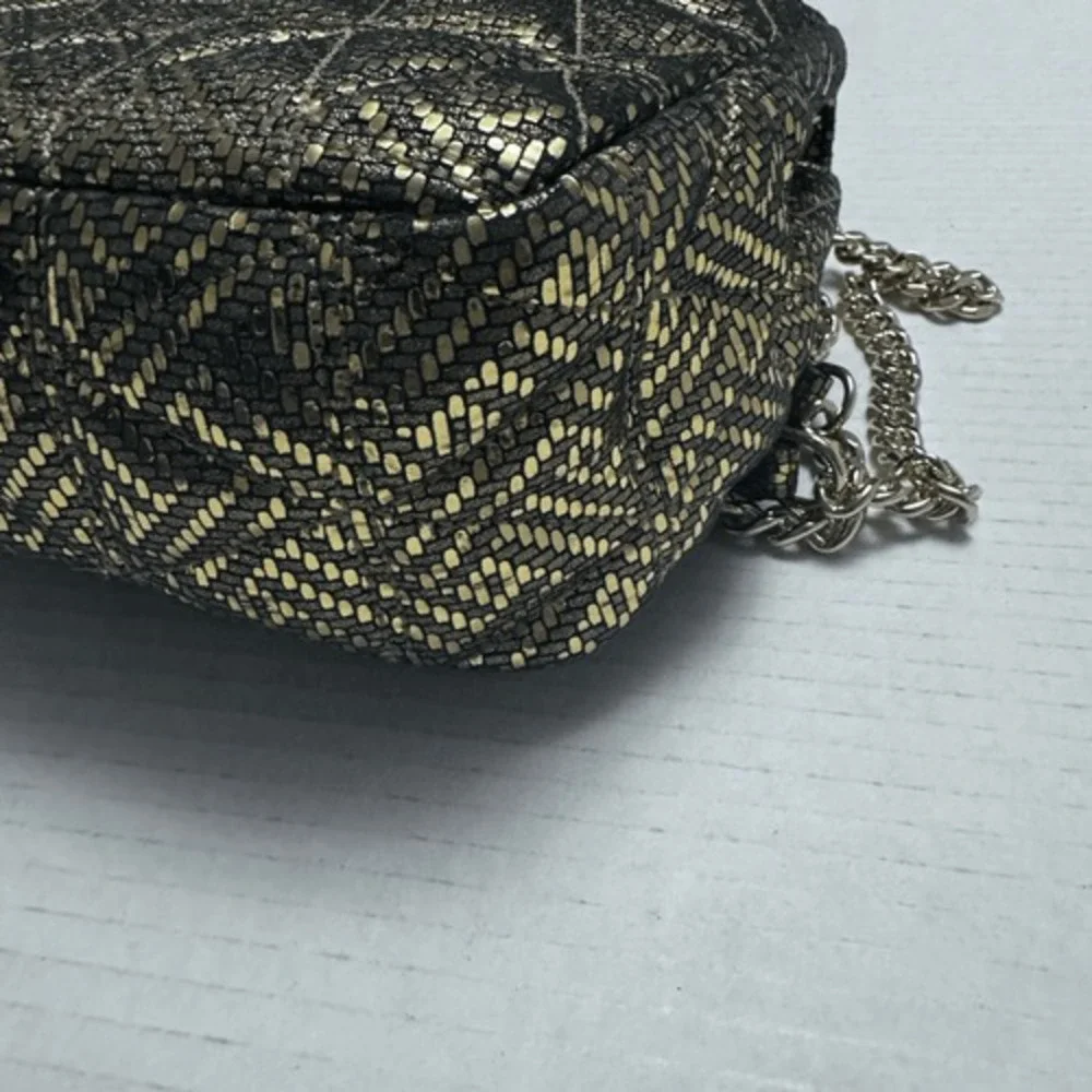 MICHAEL‎ KORS Gold Metallic Sloan Quilted Pyramid Large Chain Shoulder Bag Purse